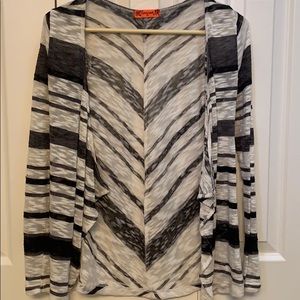 Long sleeved sweater